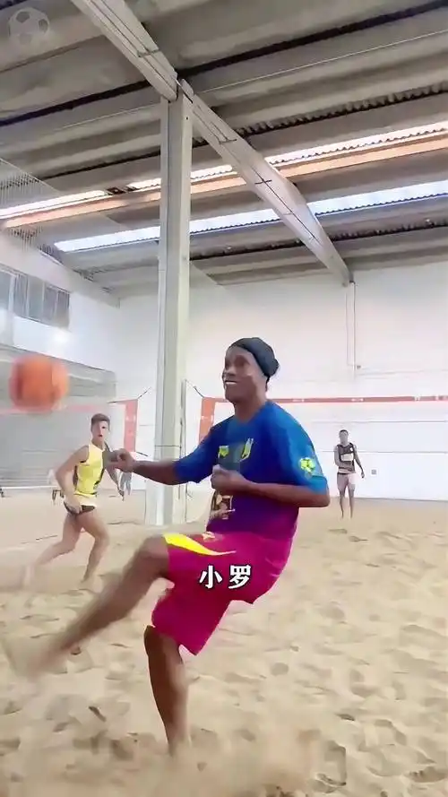 与时尚于一