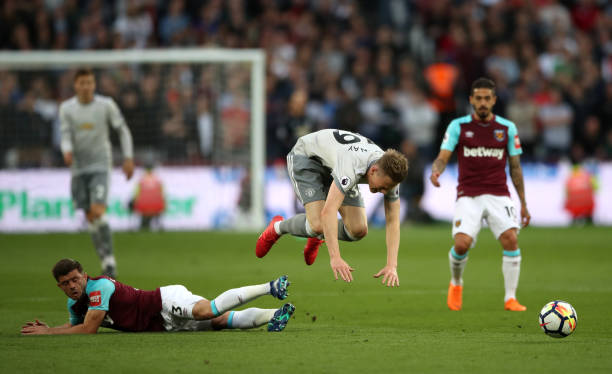 又确保了球 又确保了球